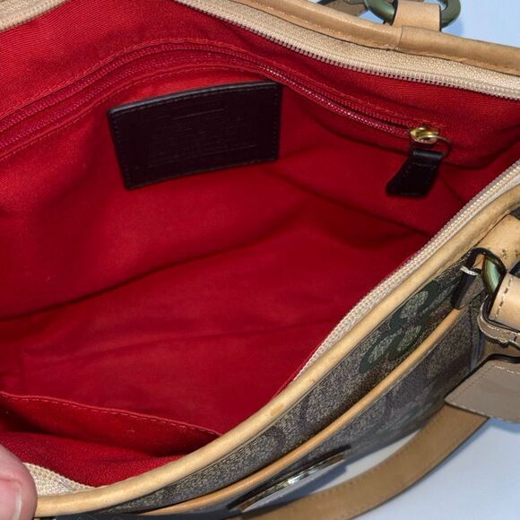 Coach F22226 Y2K Signature Payton Clover Tote (Tan/Signature/Multi) - Picture 7 of 11